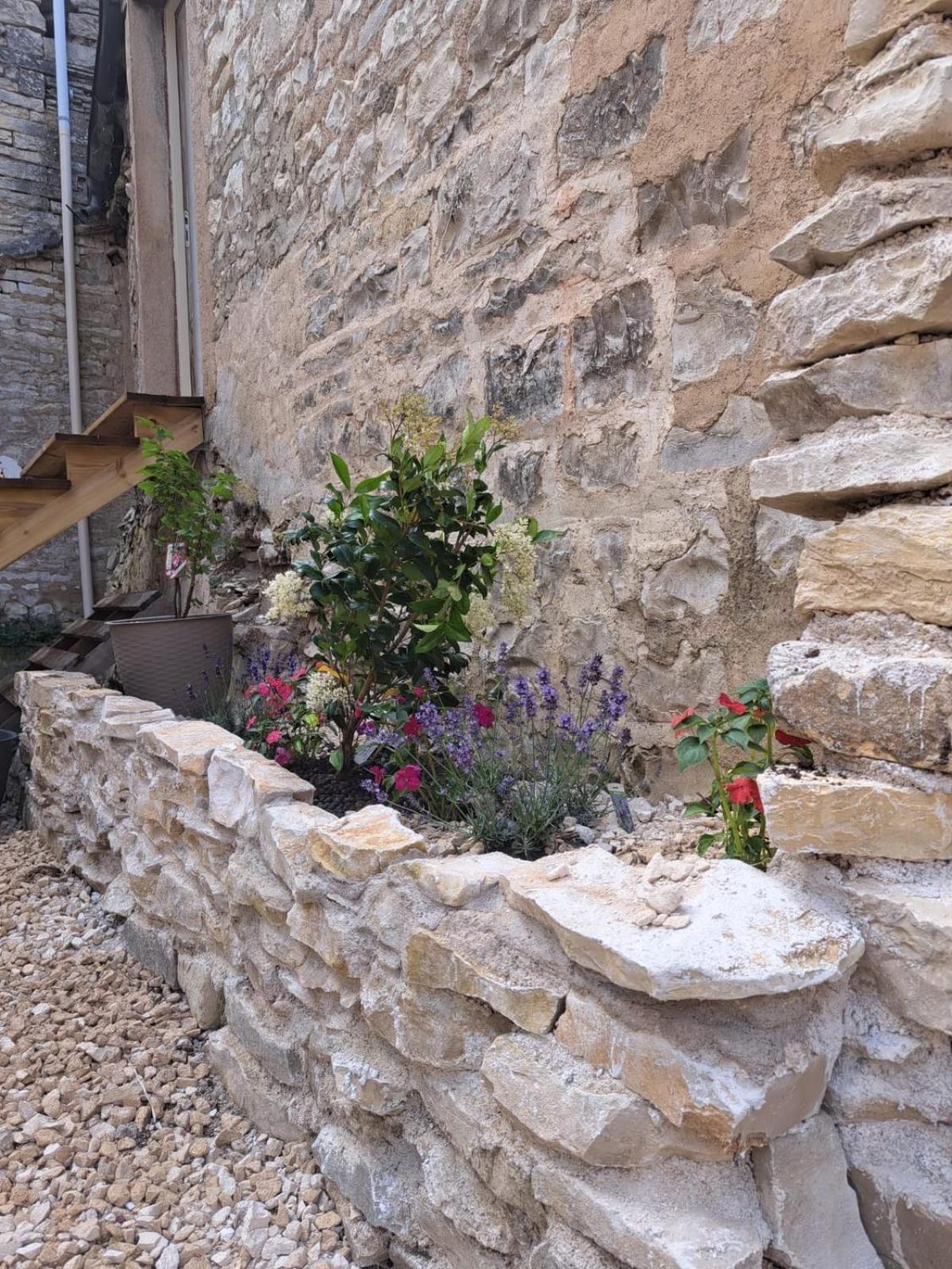 Le Logis Sereinite Annay-sur-Serein Exterior photo