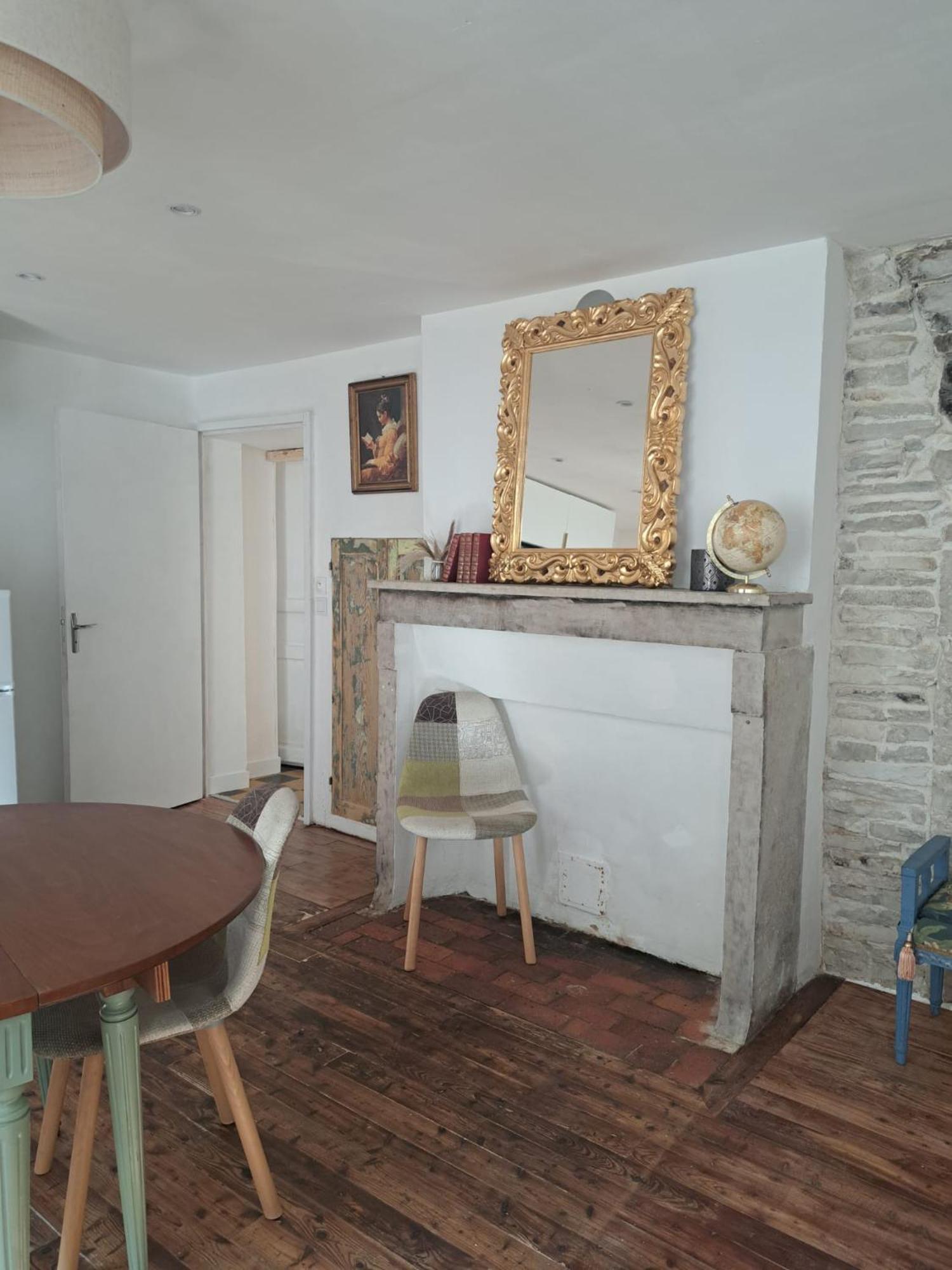 Le Logis Sereinite Annay-sur-Serein Exterior photo
