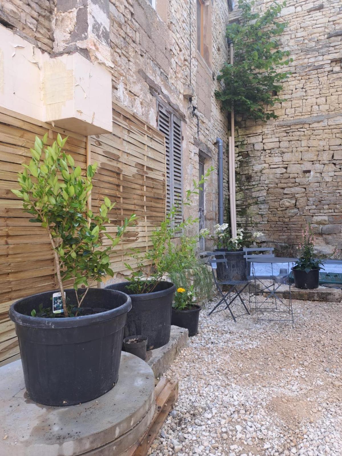 Le Logis Sereinite Annay-sur-Serein Exterior photo